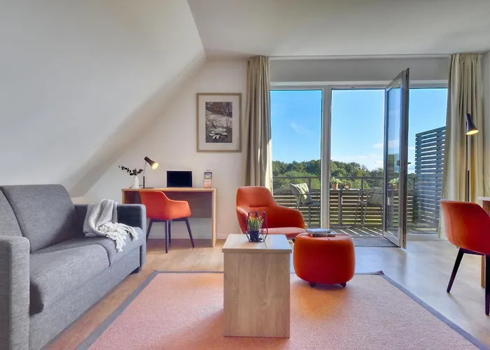 Bartmeise 38 Im Wreecher Idyll Ruegen By Ruyastay بوتبوس